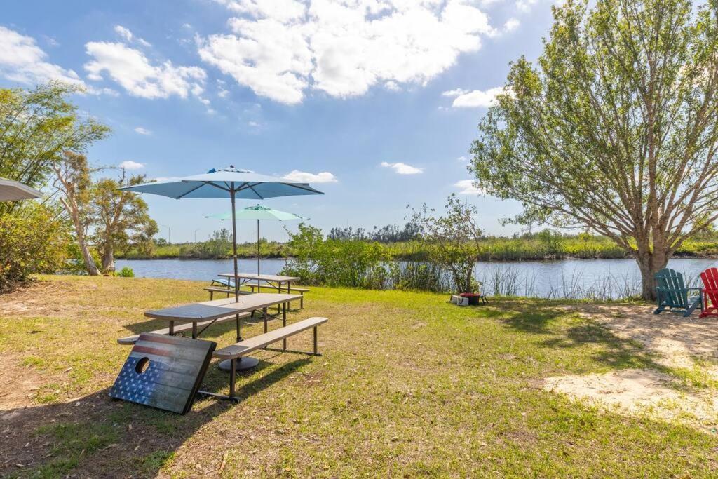 Waterfront Condo #9 Punta Gorda Exteriör bild